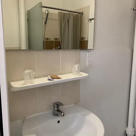 Vieille Tour Hotel Rouen