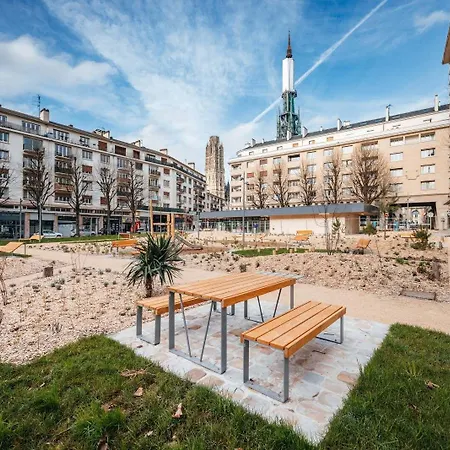 Vieille Tour Hotel 2*
