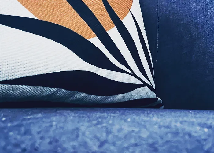 Vieille Tour ホテル 2*